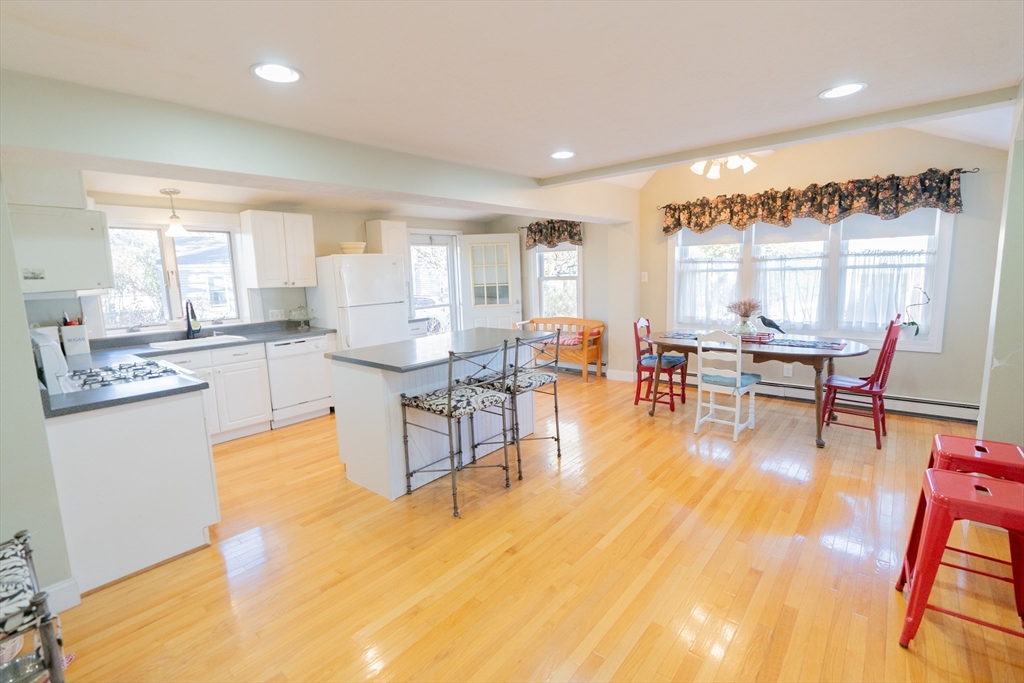 9 Liberty Street Property Photo 15