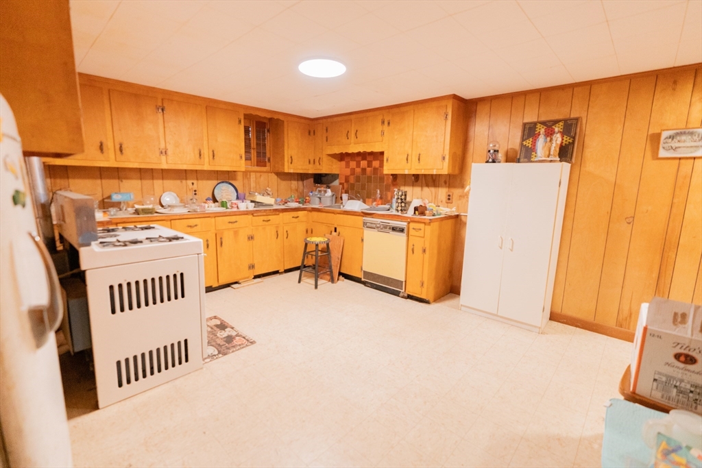 9 Liberty Street Property Photo 32