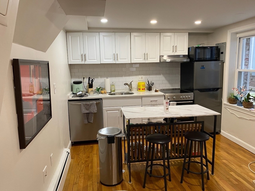13 Anderson Street # B Property Photo 1