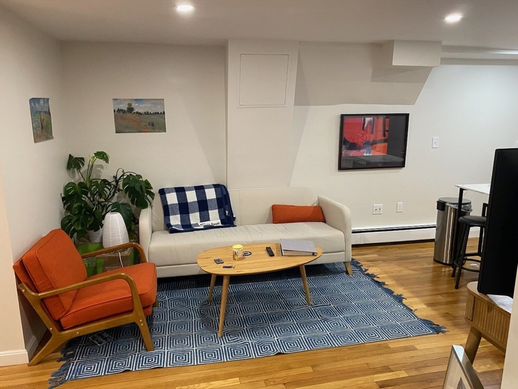 13 Anderson Street # B Property Photo 2