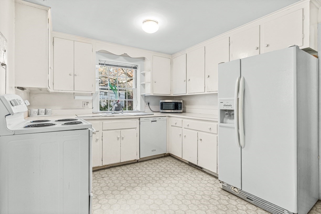 40 Radcliffe Property Photo 14