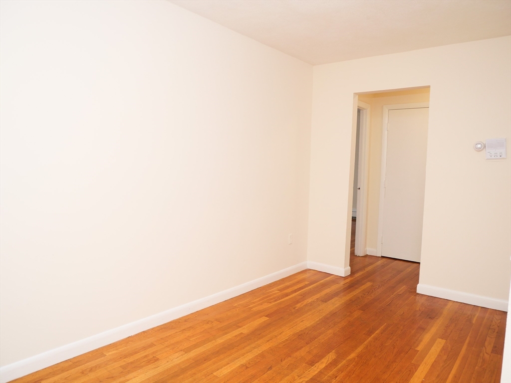 1027 Commonwealth # 21 Property Photo 2