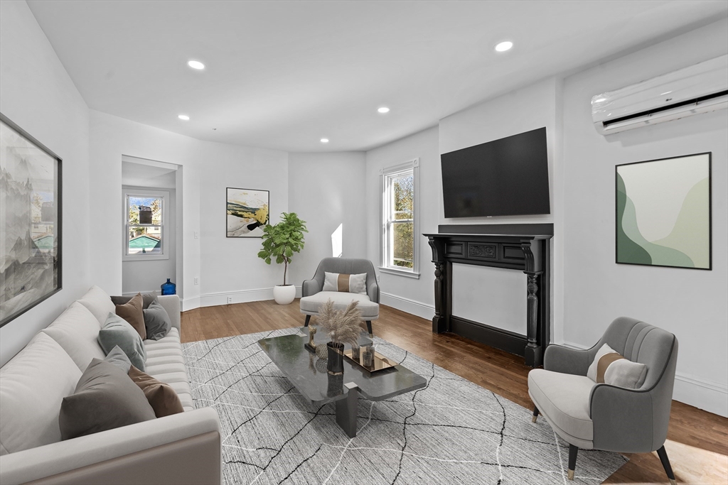12 Magnolia Sq # 1 Property Photo 1