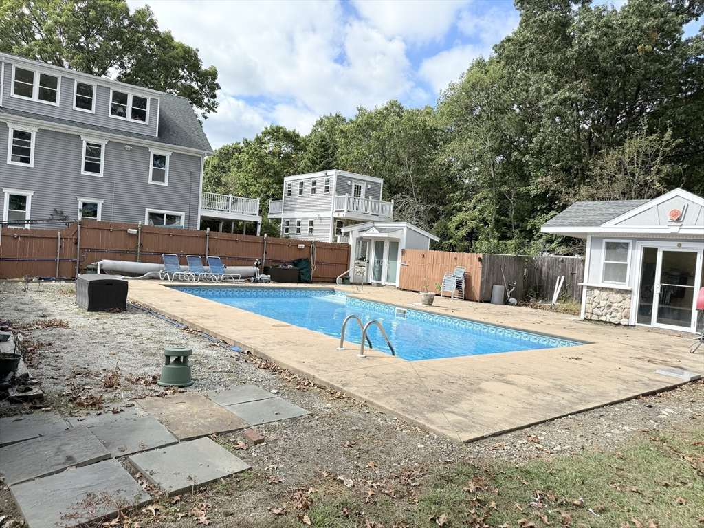 4 Sherwood Property Photo 33