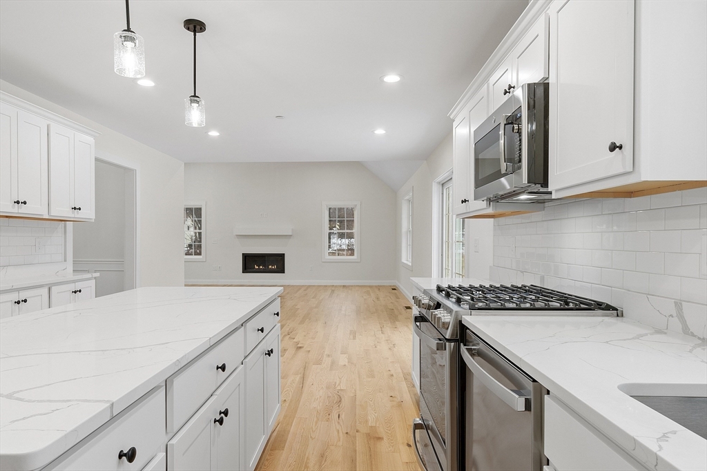 1093 Broadway Property Photo 5