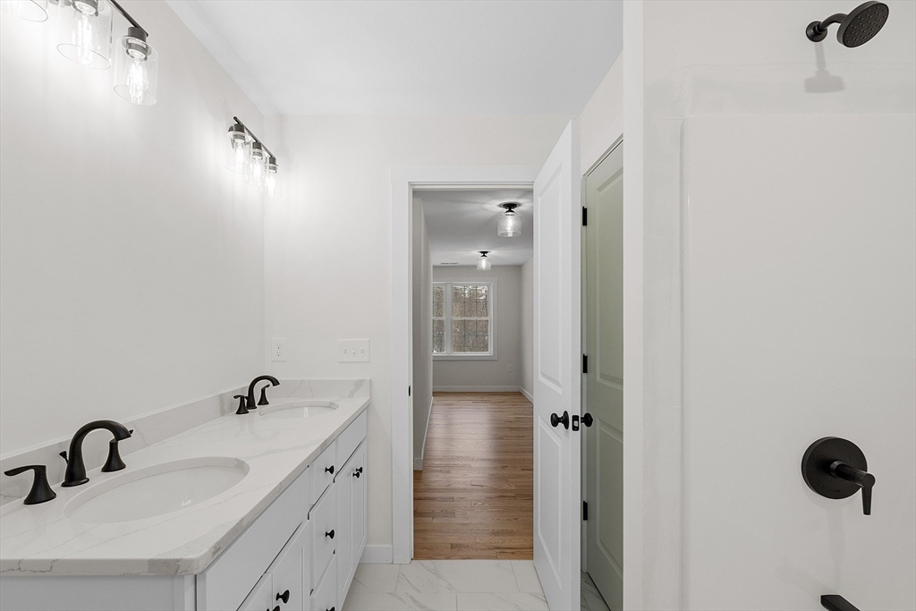 1093 Broadway Property Photo 22