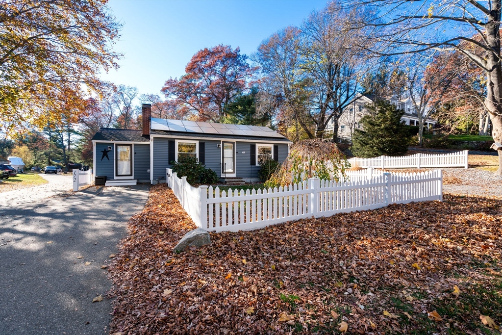172 Westerly Rd Property Photo 3