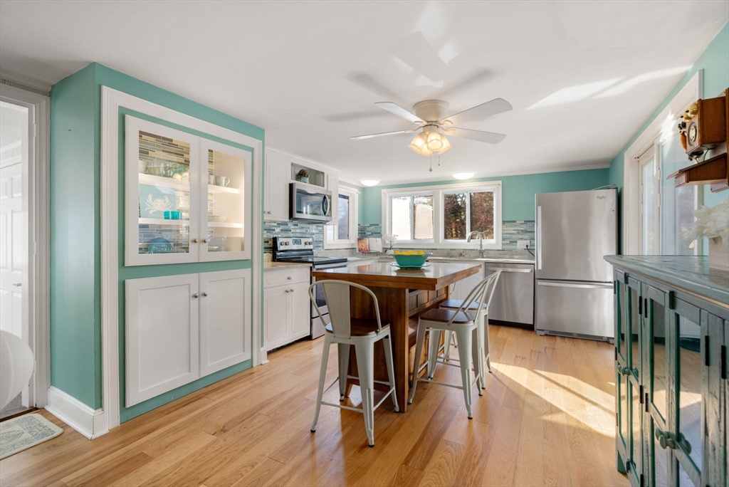 172 Westerly Rd Property Photo 4