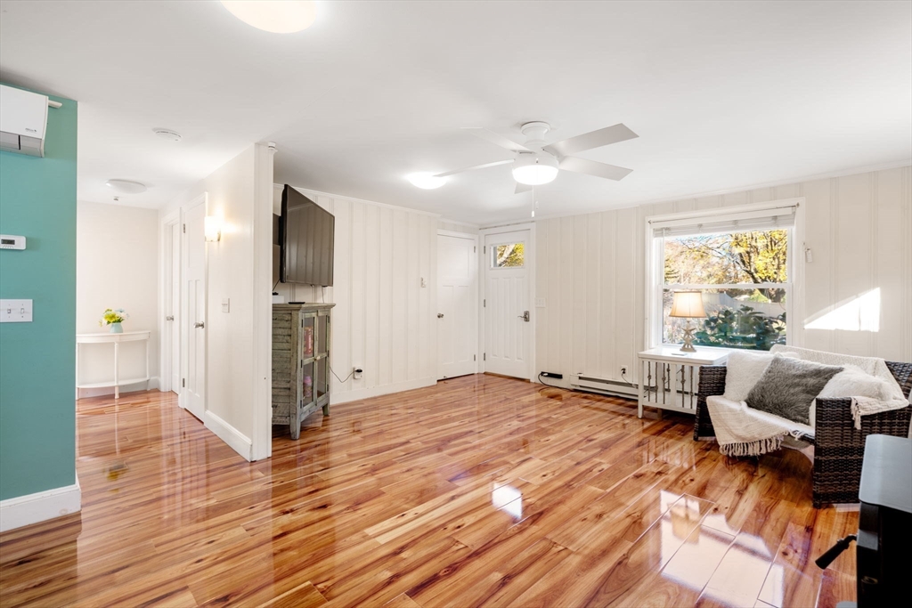 172 Westerly Rd Property Photo 9
