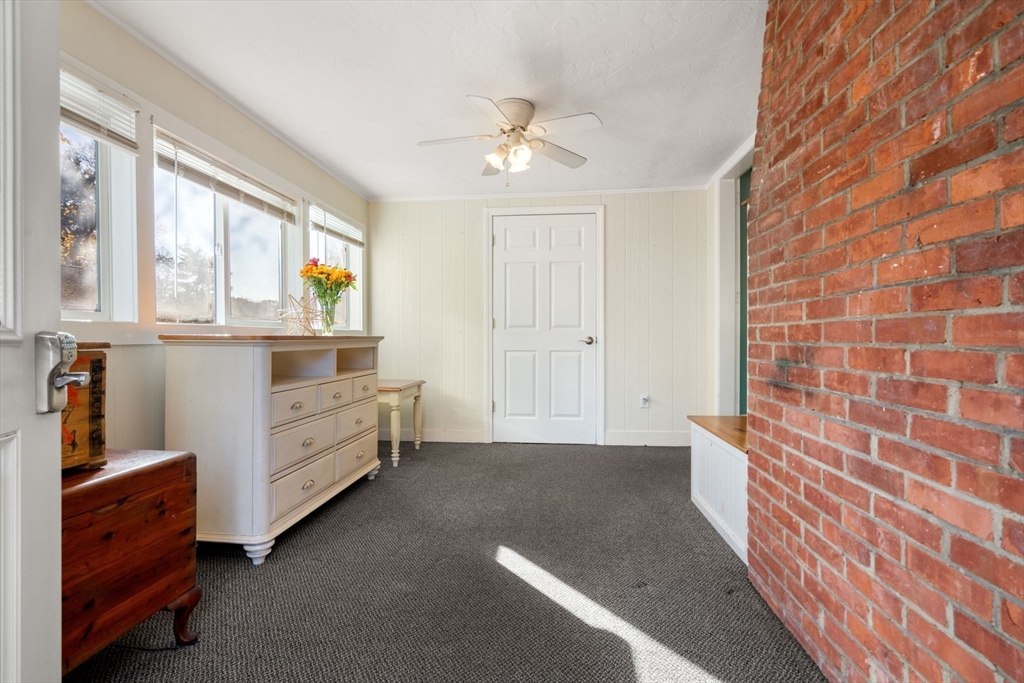172 Westerly Rd Property Photo 16