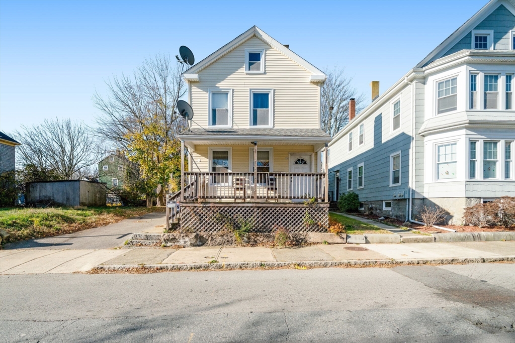 231 Pleasant Street Property Photo 1