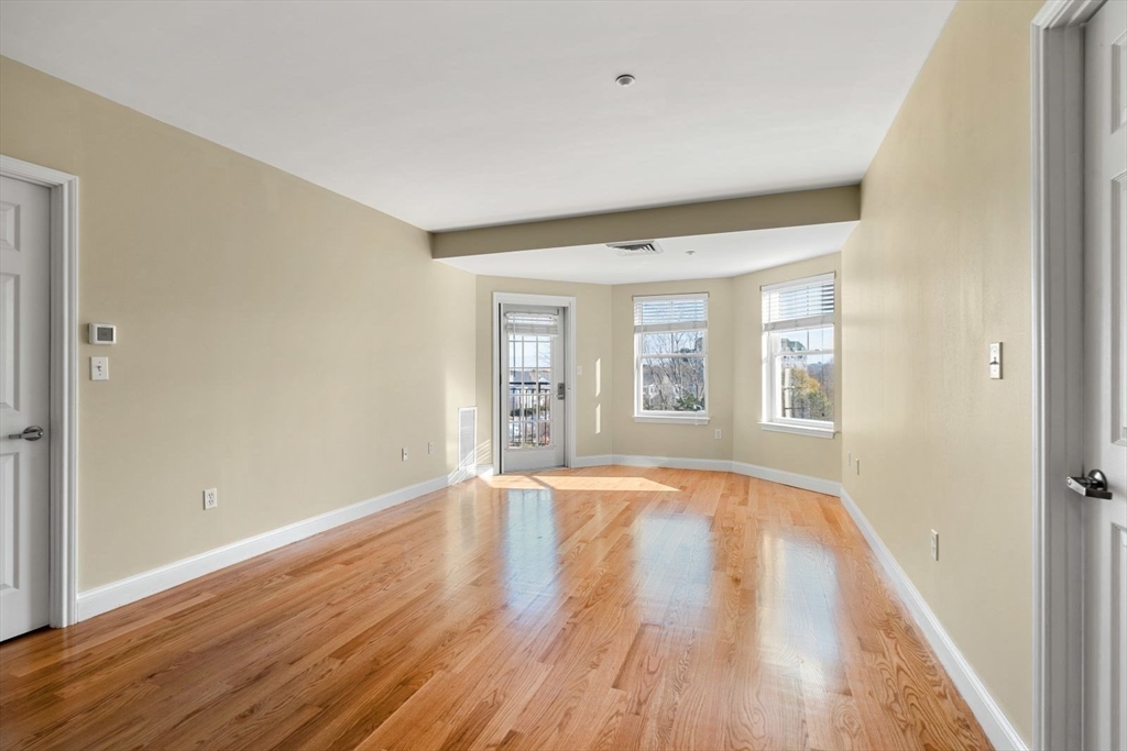 10 Seaport Dr # 2411 Property Photo 6