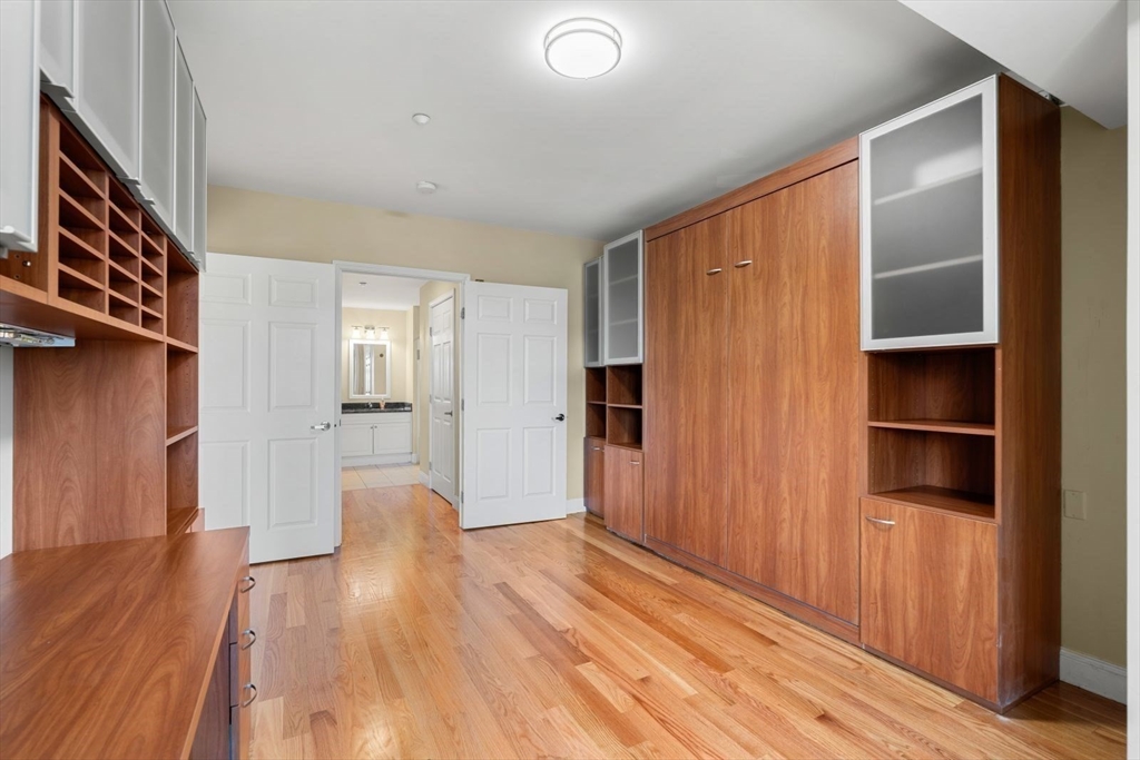 10 Seaport Dr # 2411 Property Photo 21