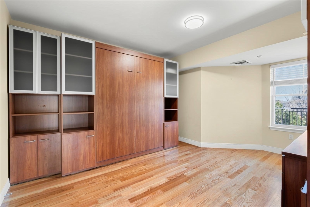 10 Seaport Dr # 2411 Property Photo 23