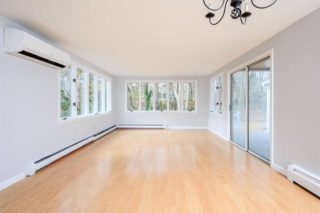 101 Maushop Property Photo 12