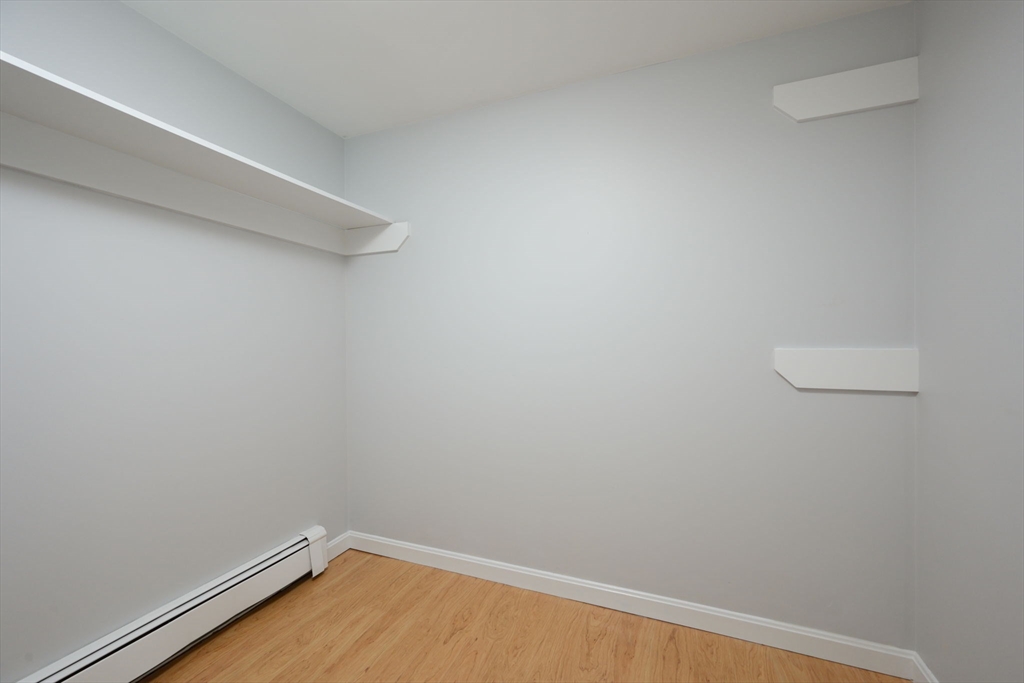101 Maushop Property Photo 25