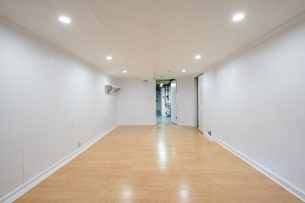 101 Maushop Property Photo 34