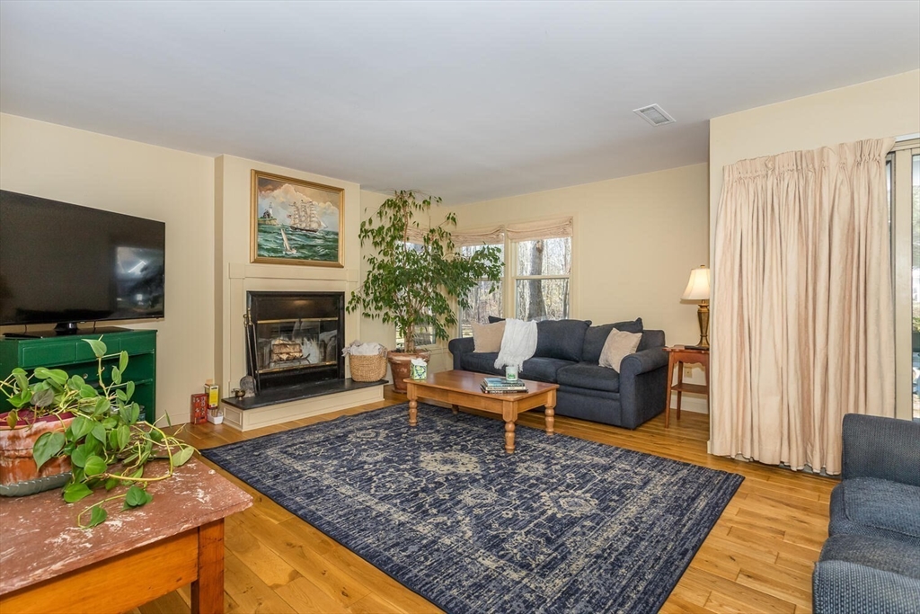 3 Sycamore Ct # 3 Property Photo 5