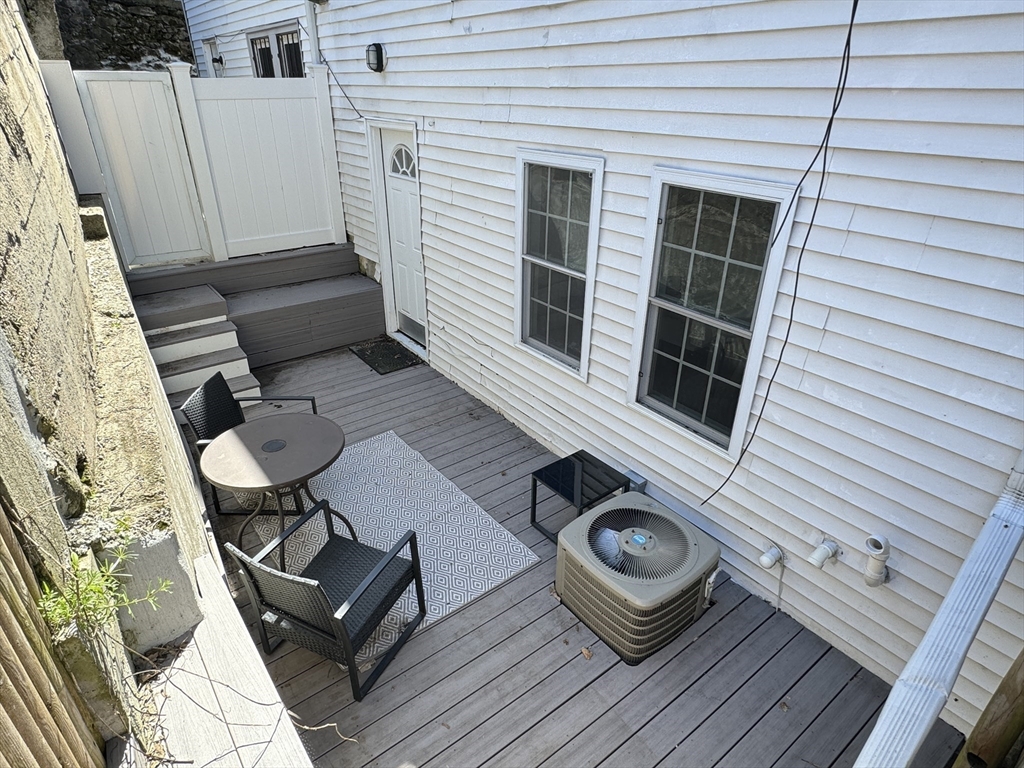 5 Saint James Place Property Photo 7