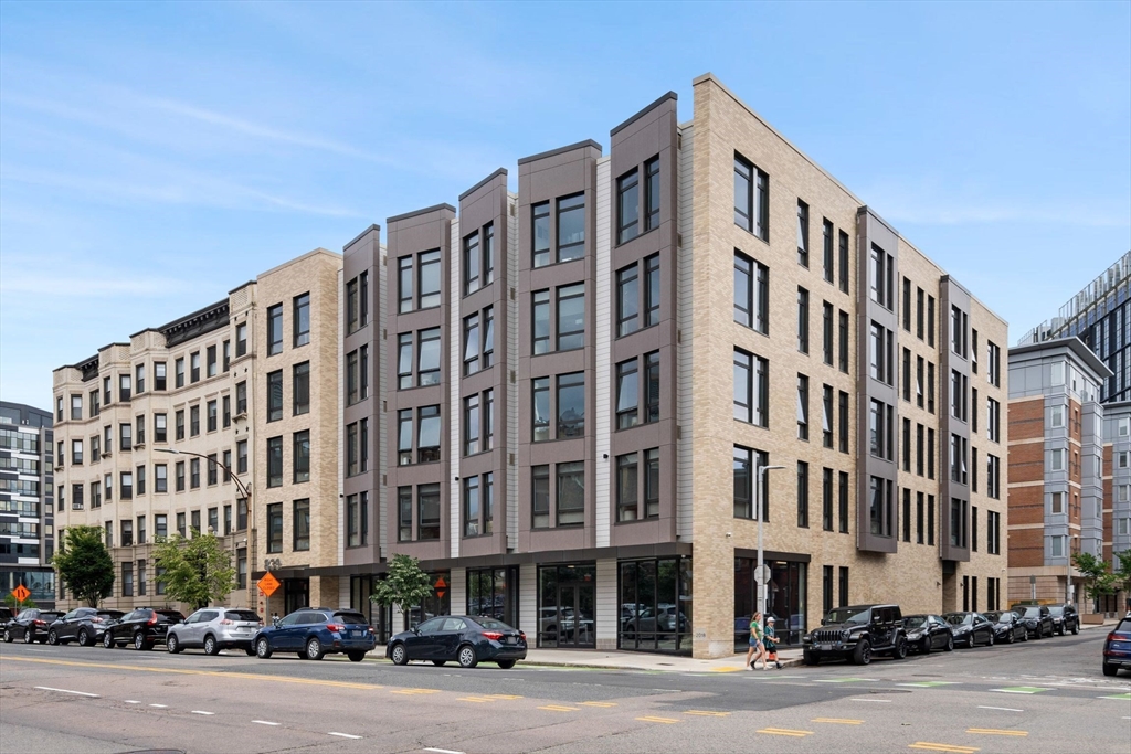 839 Beacon Street # 409 Property Photo 13