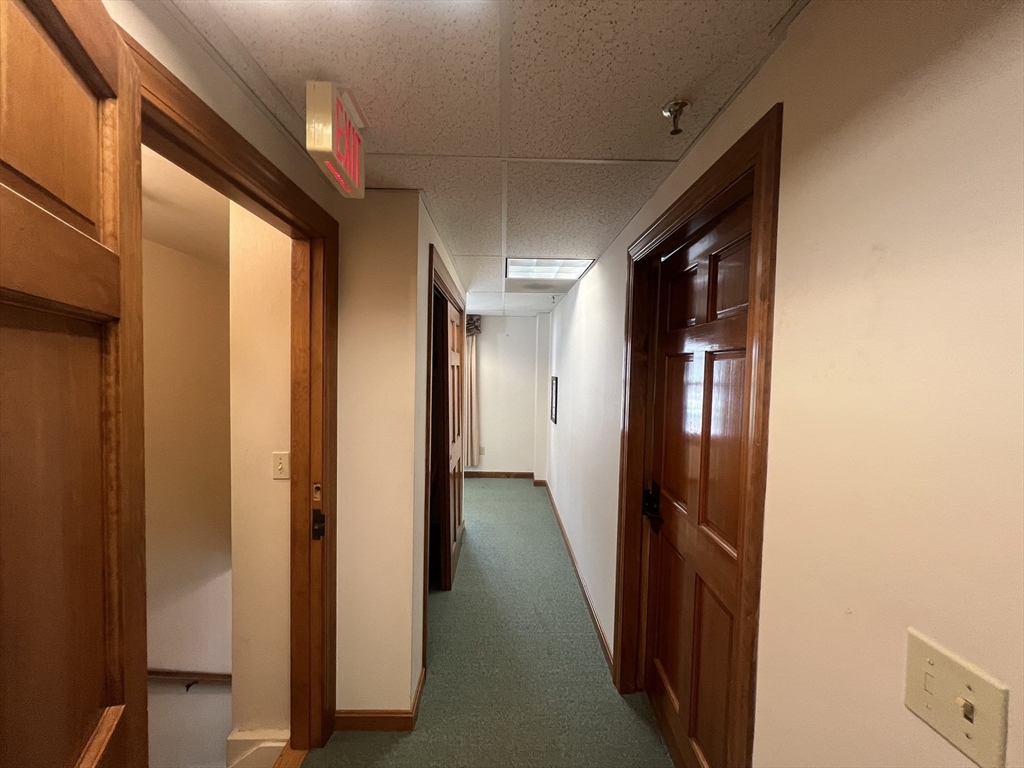 20 Common St Property Photo 8