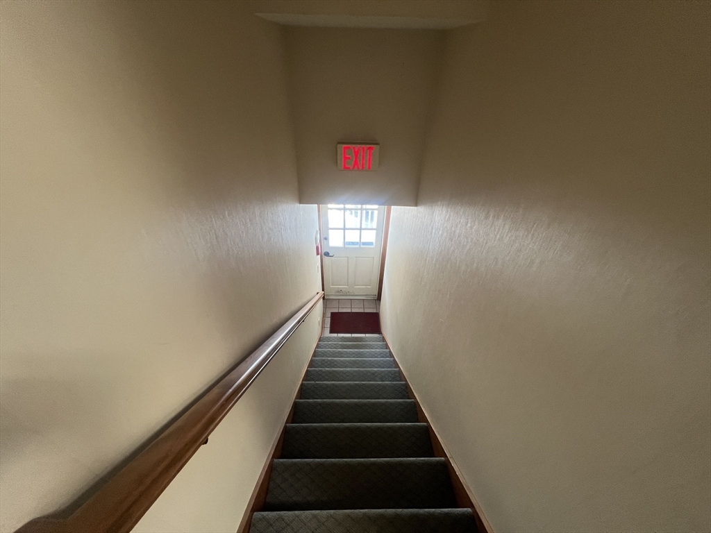 20 Common St Property Photo 13