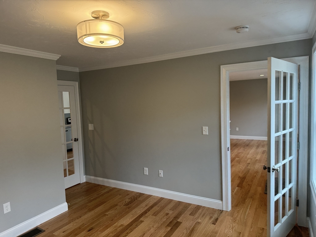 200 Pine St Property Photo 17