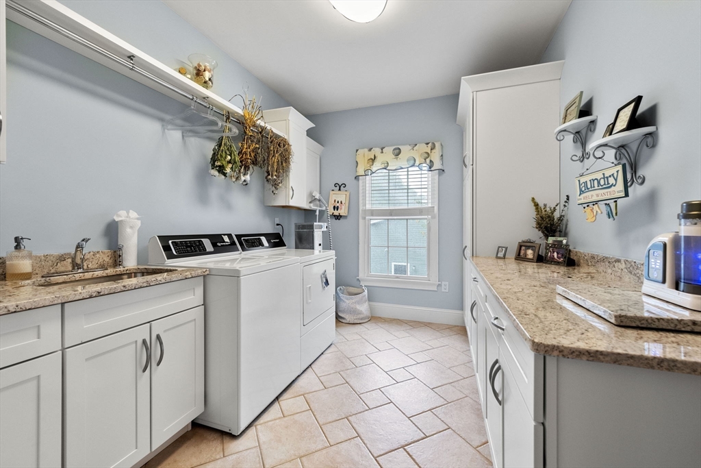 11 Castle Claire Circle Property Photo 15