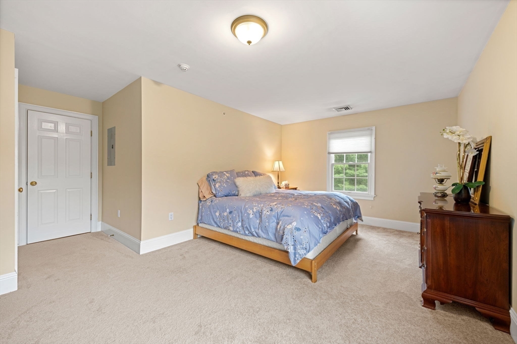 11 Castle Claire Circle Property Photo 26