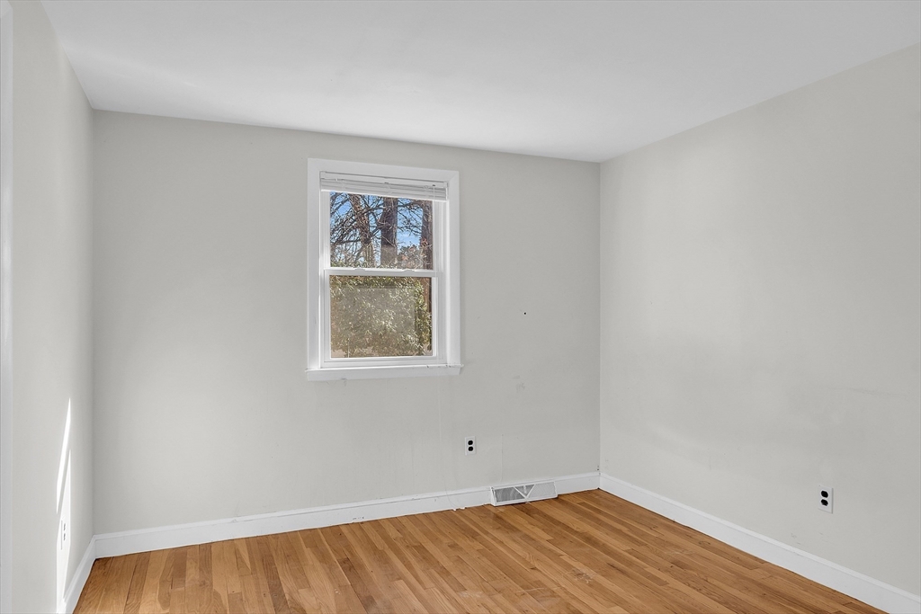 33 Rockwood Rd Property Photo 19