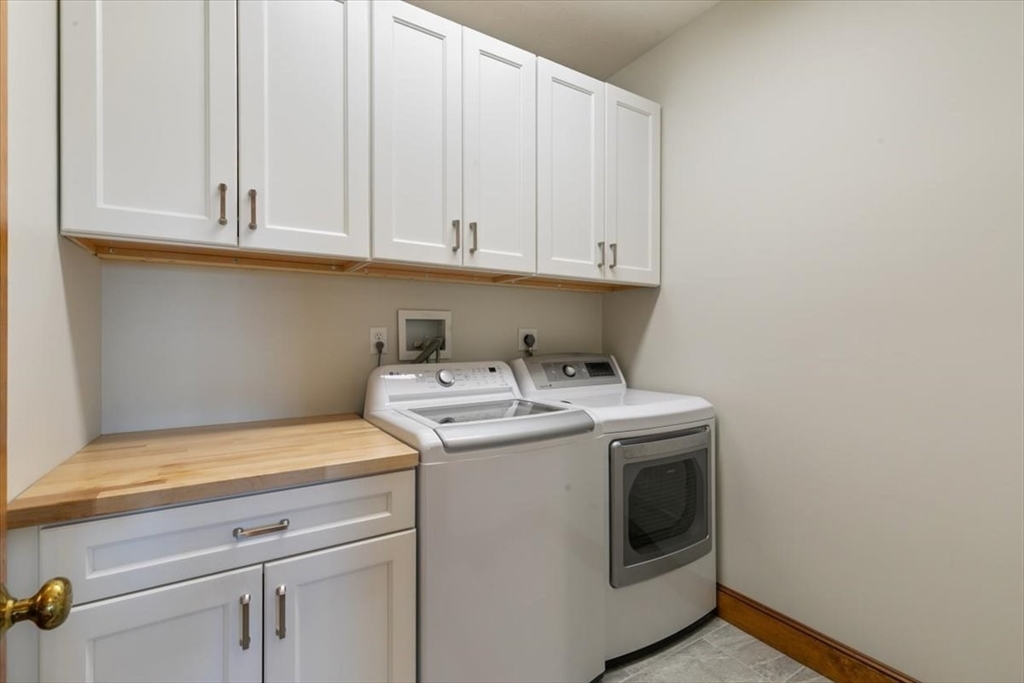 92a Nashua Rd. Property Photo 16