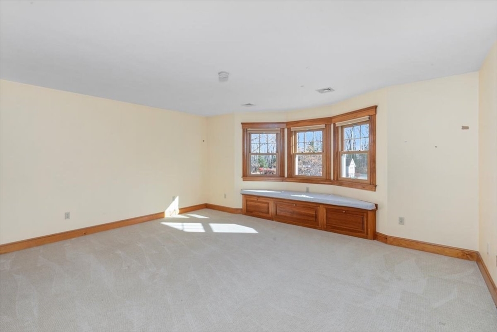 92a Nashua Rd. Property Photo 30