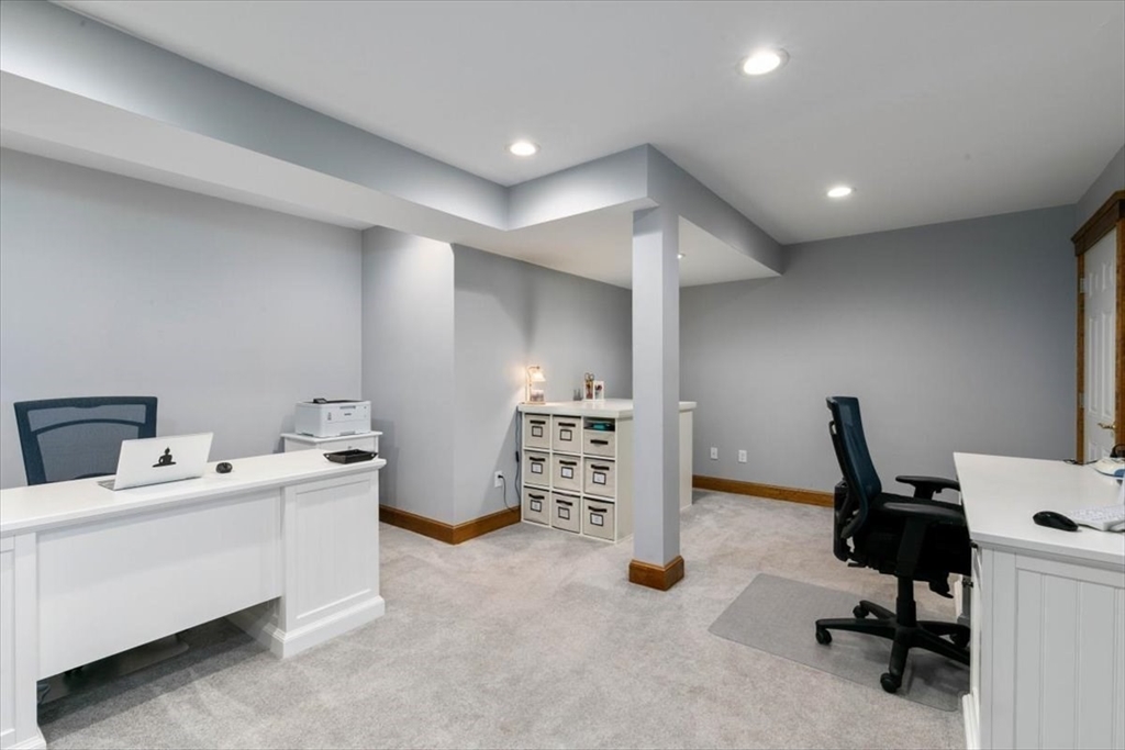 92a Nashua Rd. Property Photo 34