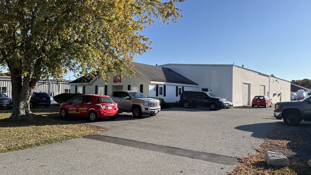 20 Commerce Park Rd Property Photo 1