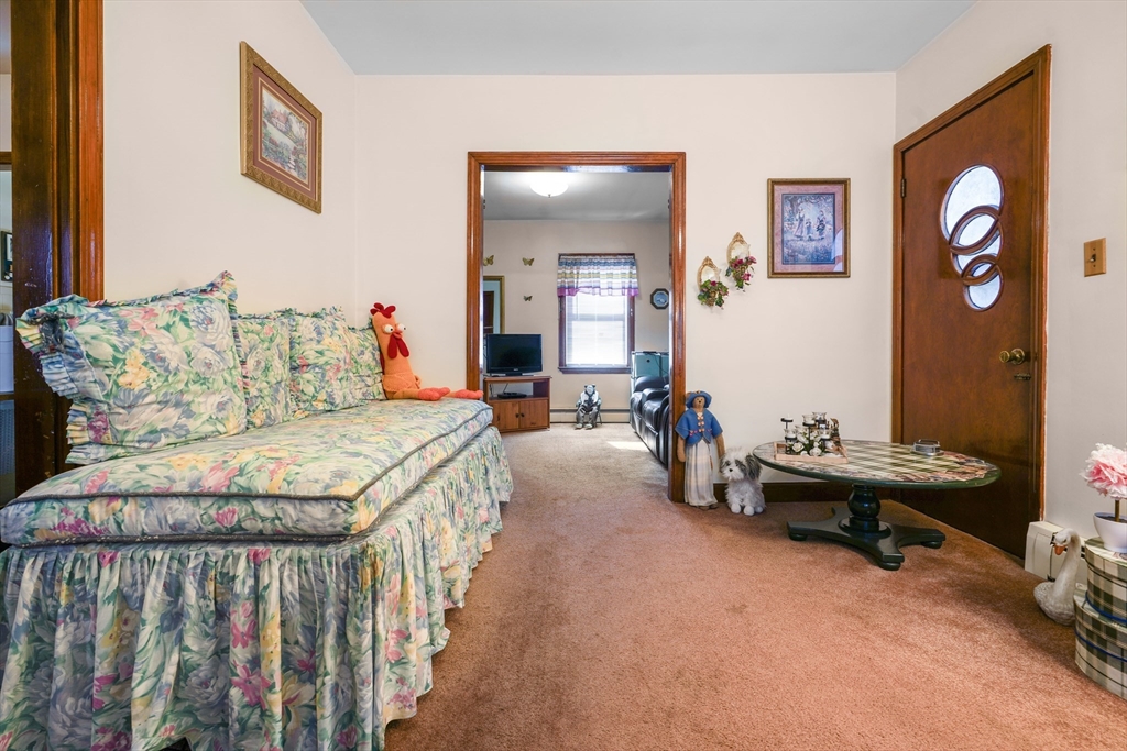 1688 Bay St Property Photo 22