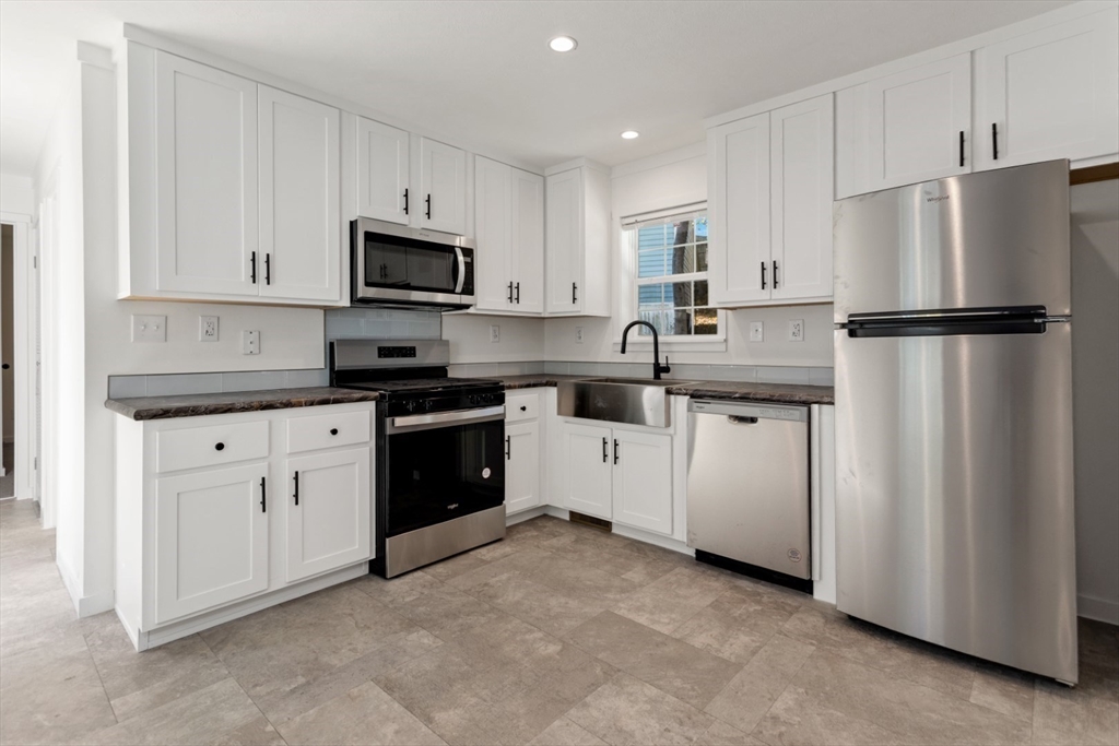 98 Newbury # 4a Property Photo 13