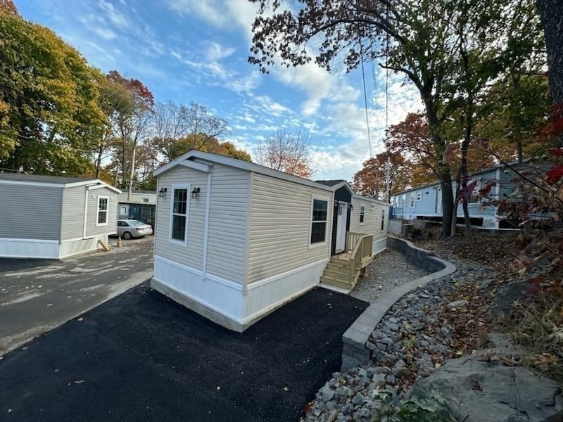98 Newbury # 4a Property Photo 40