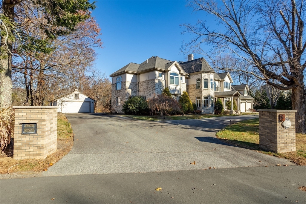 34 Allen St. Property Photo 9