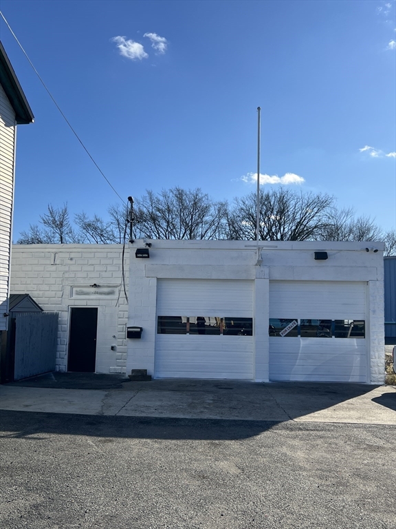 14 Waverly Street Property Photo 1