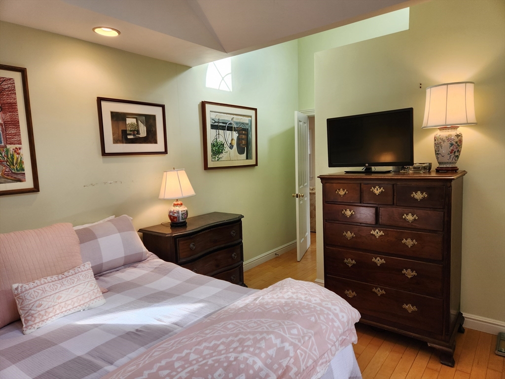 3 Arlington Street Property Photo 11