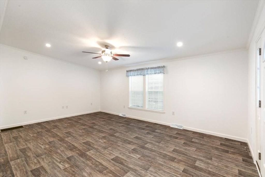3 B Street Property Photo 9