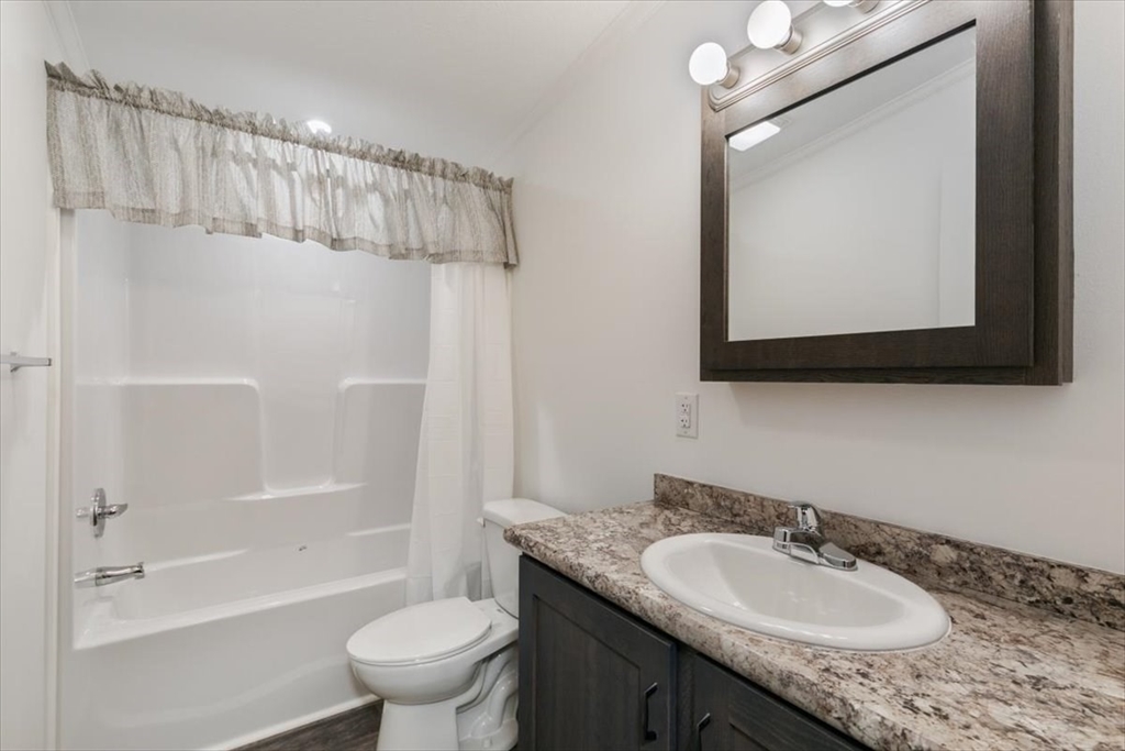 3 B Street Property Photo 17