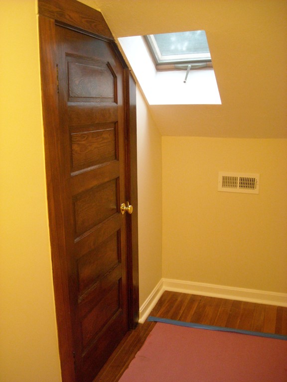 194 Auburn Street # 2 Property Photo 5