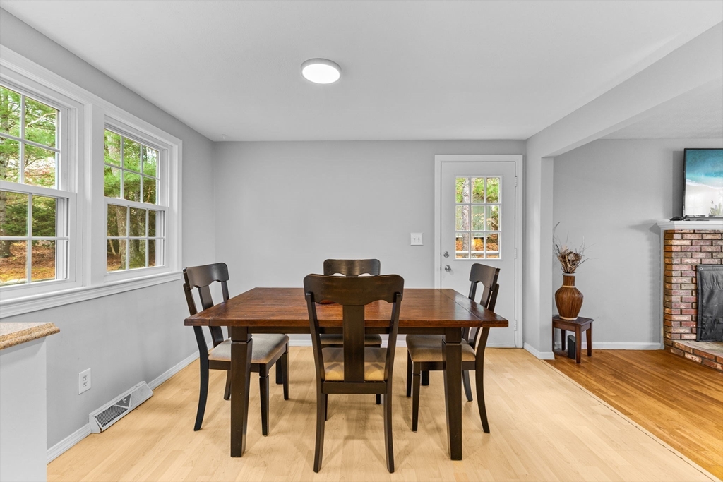 8 Observatory Ln Property Photo 13