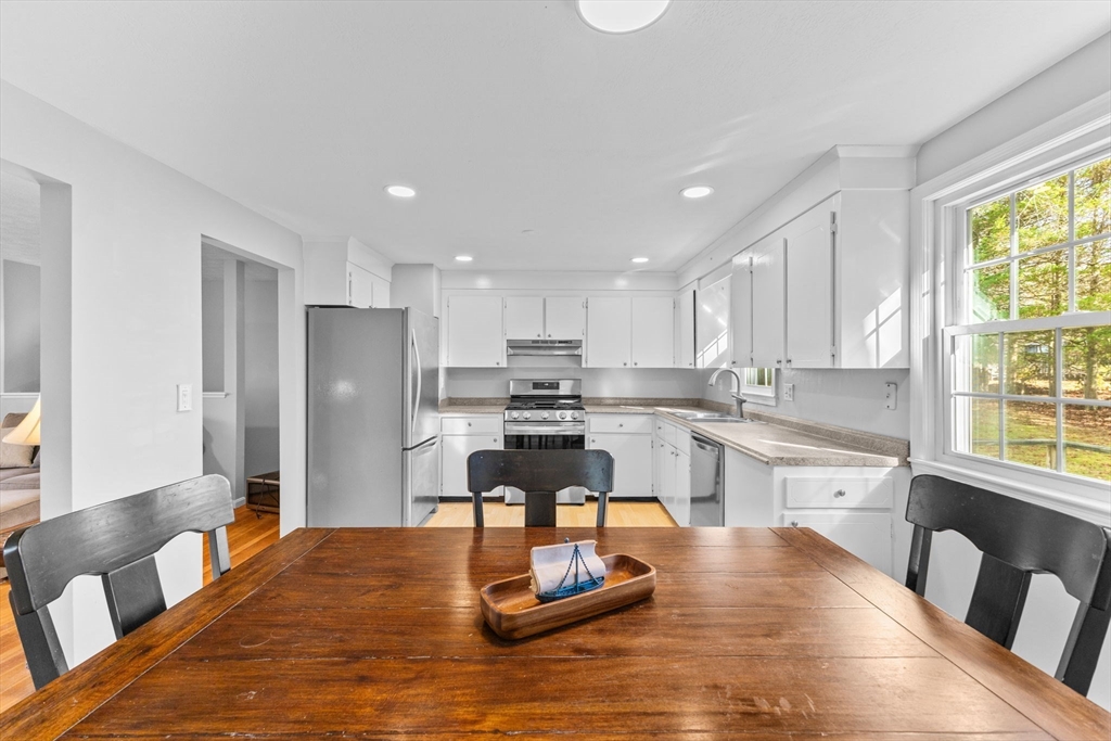 8 Observatory Ln Property Photo 15