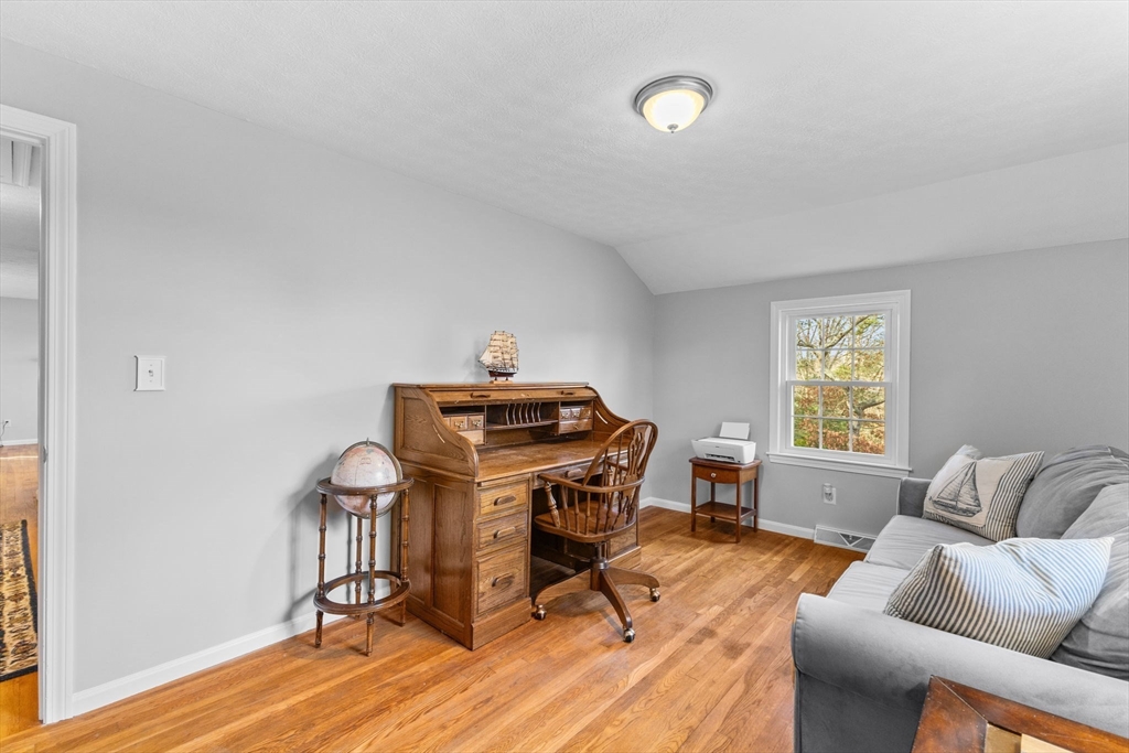 8 Observatory Ln Property Photo 22