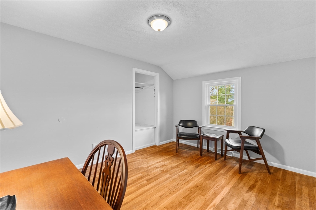 8 Observatory Ln Property Photo 31