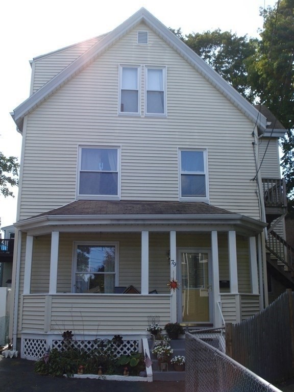 79 Cushing St Property Photo 15