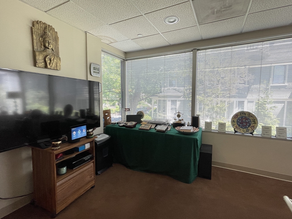 875 Massachusetts Ave # 24 Property Photo 8