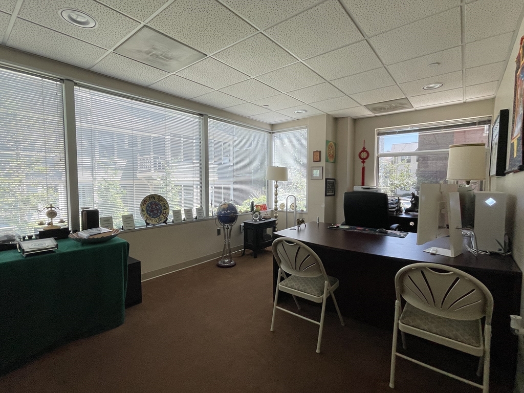 875 Massachusetts Ave # 24 Property Photo 9